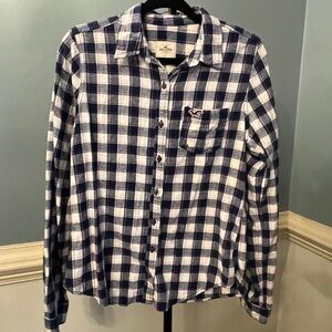 Hollister Women's Blue‎ and White Plaid Button-Down Shirt large